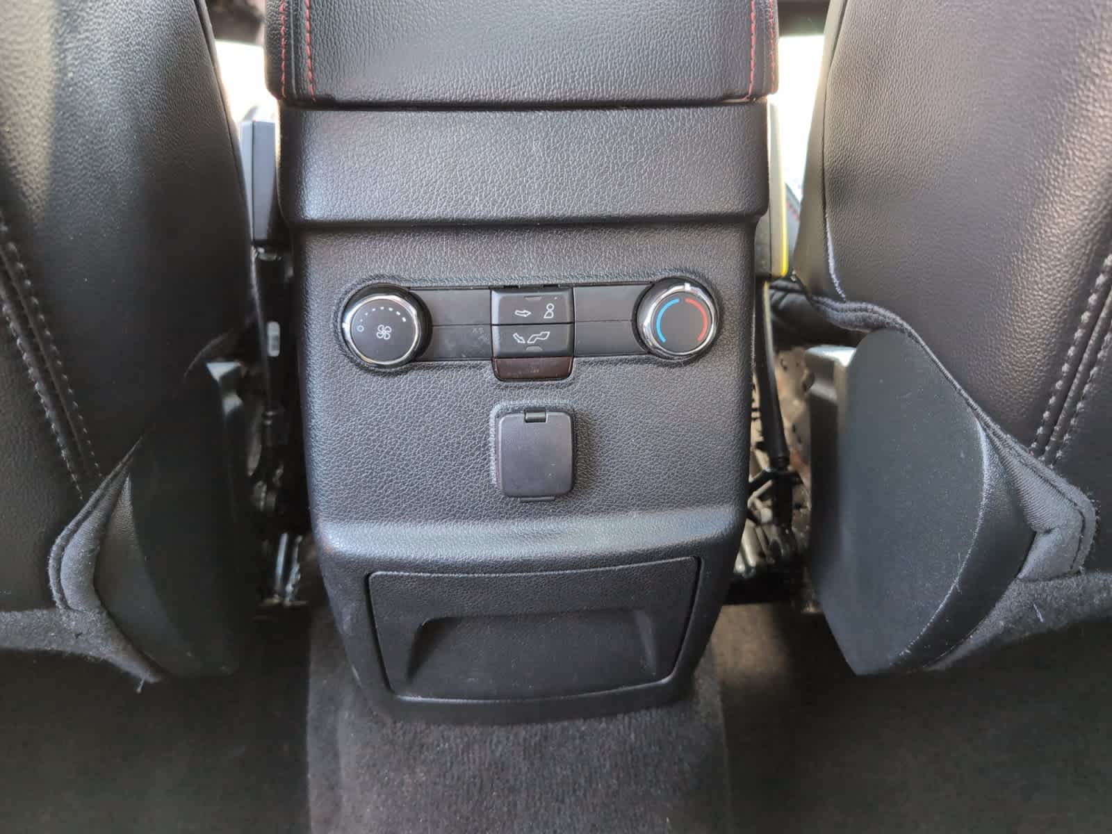 2019 Ford Explorer Sport - Photo 23