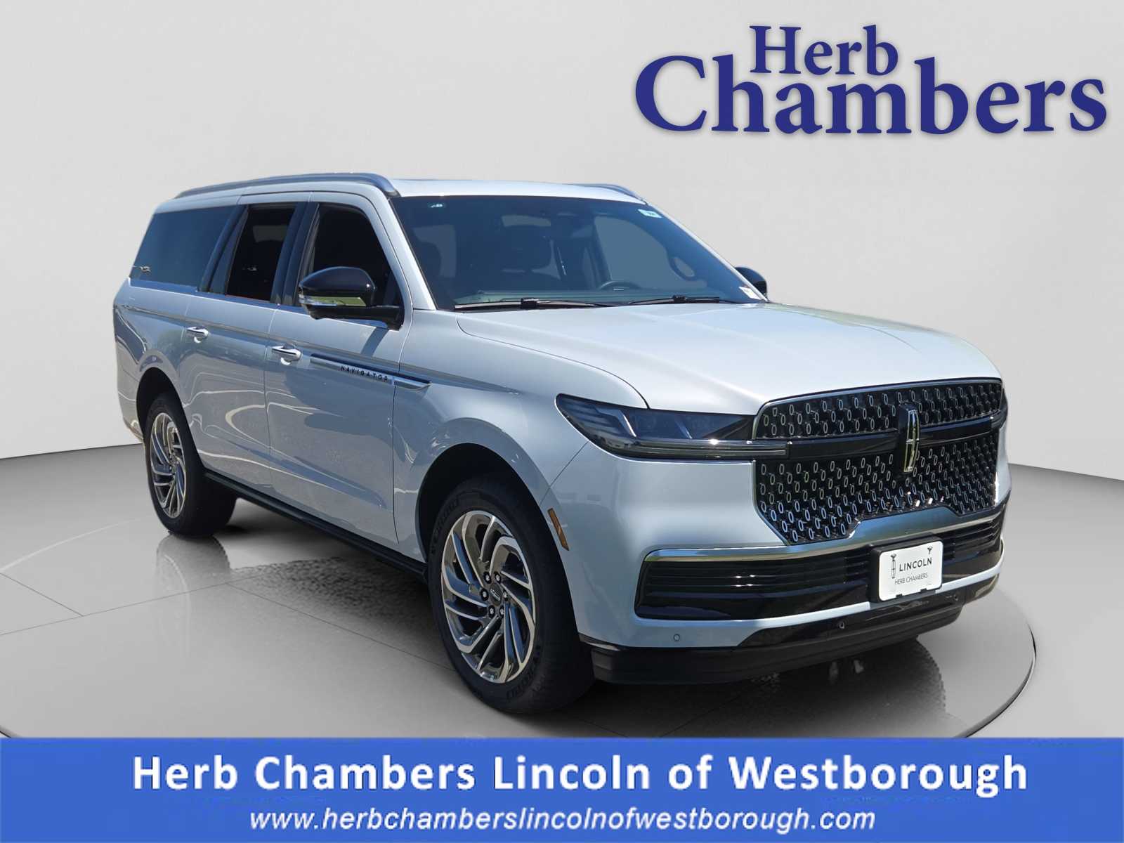 Crystal White 2026 Lincoln Navigator L Reserve 4WD SUV / Crossover Four-Wheel Drive Automatic