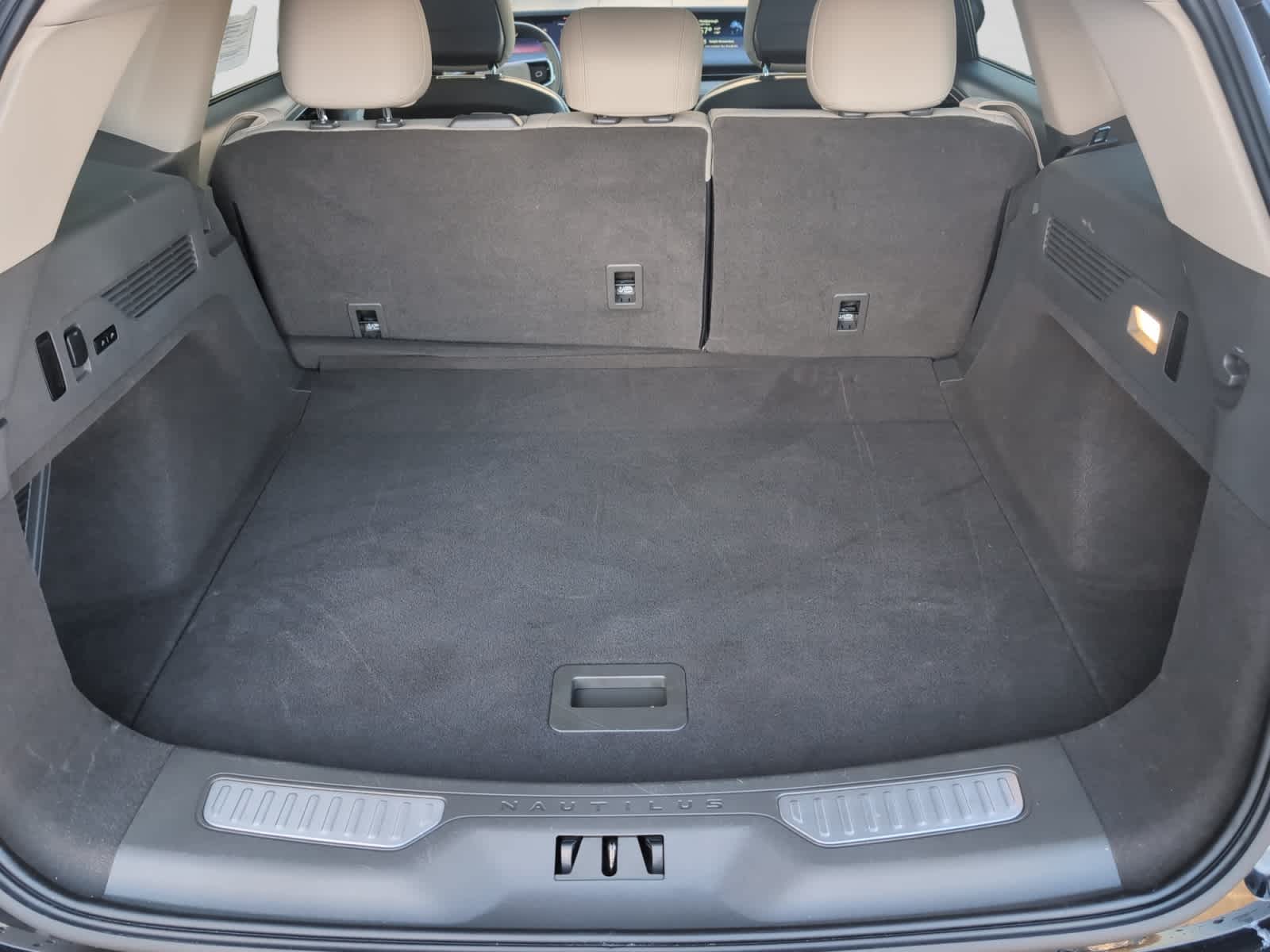 Used 2025 Lincoln Nautilus Premiere SUV