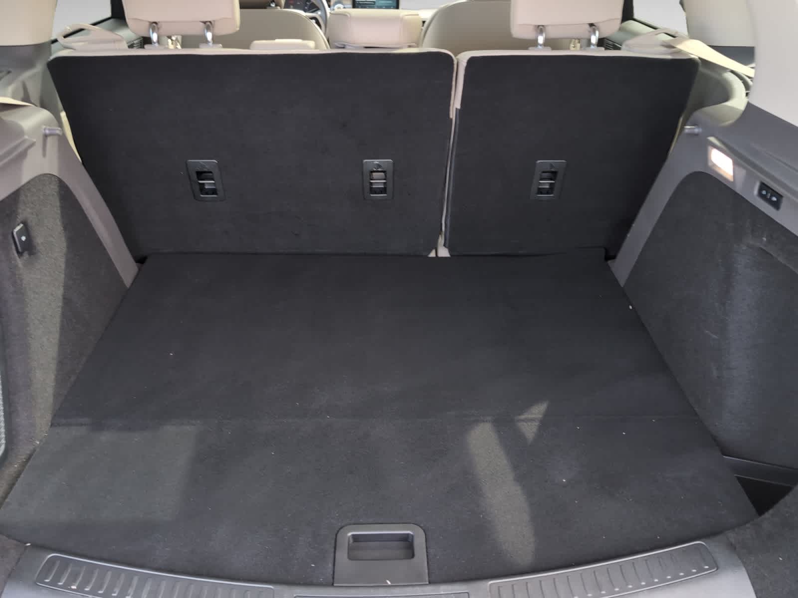 2022 Lincoln Corsair Standard photo 3