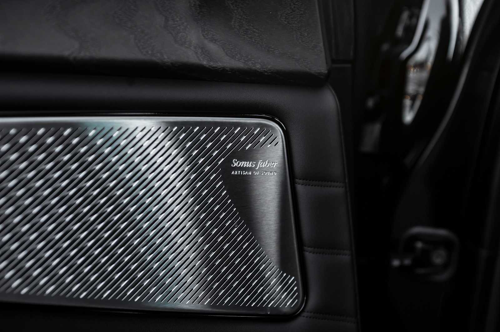 new 2026 Maserati Grecale car, priced at $95,305