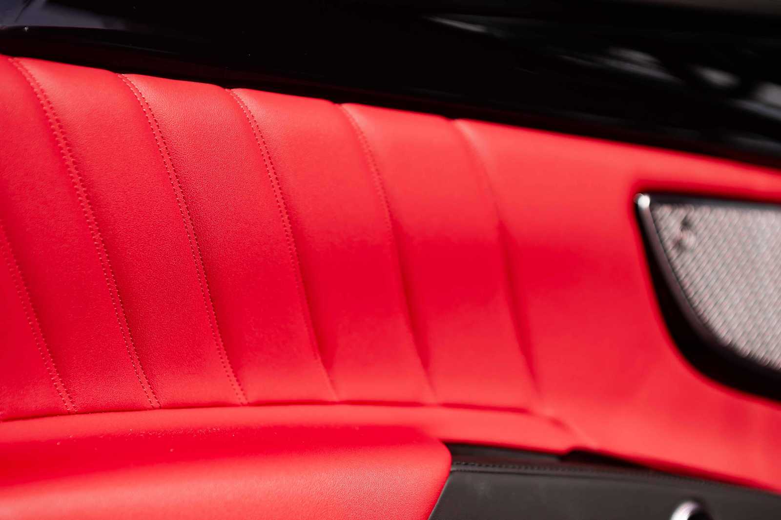 new 2025 Maserati Grecale car, priced at $92,675