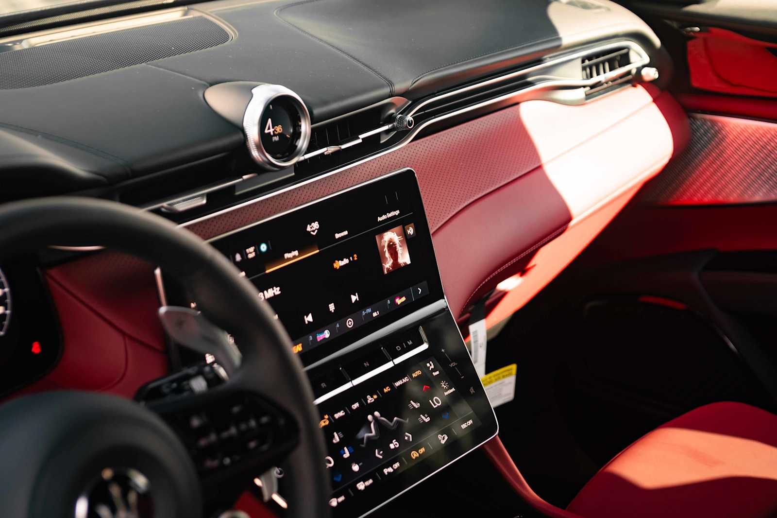 new 2025 Maserati Grecale car, priced at $92,675