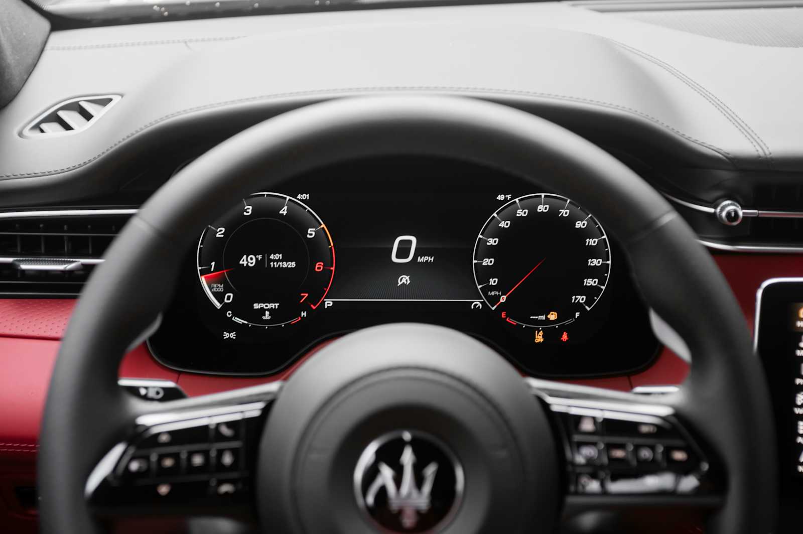 new 2025 Maserati Grecale car, priced at $91,505