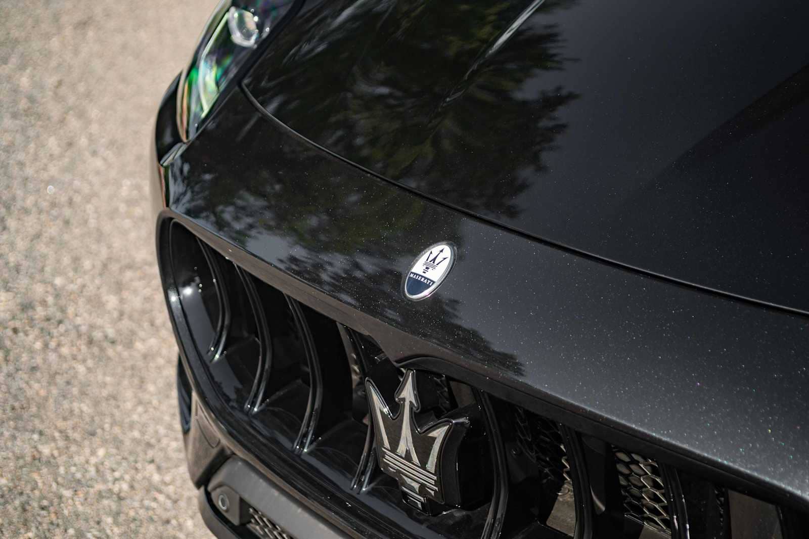 new 2025 Maserati Grecale car, priced at $92,675