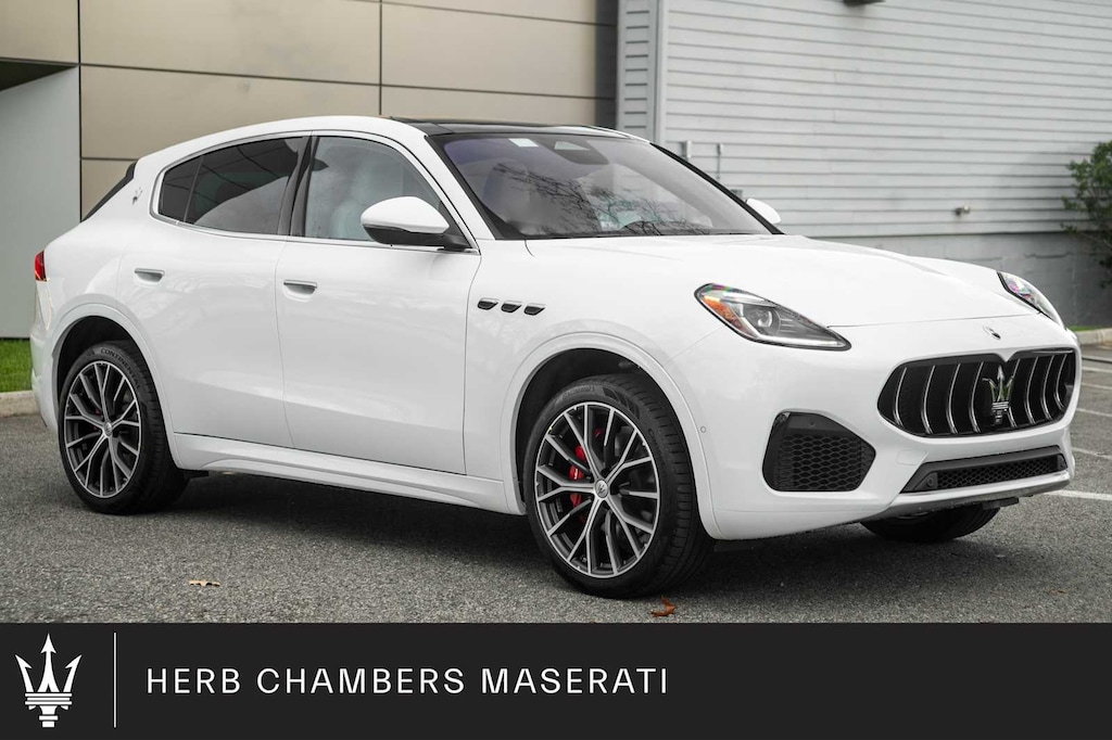 New 2025 Maserati Grecale SUV