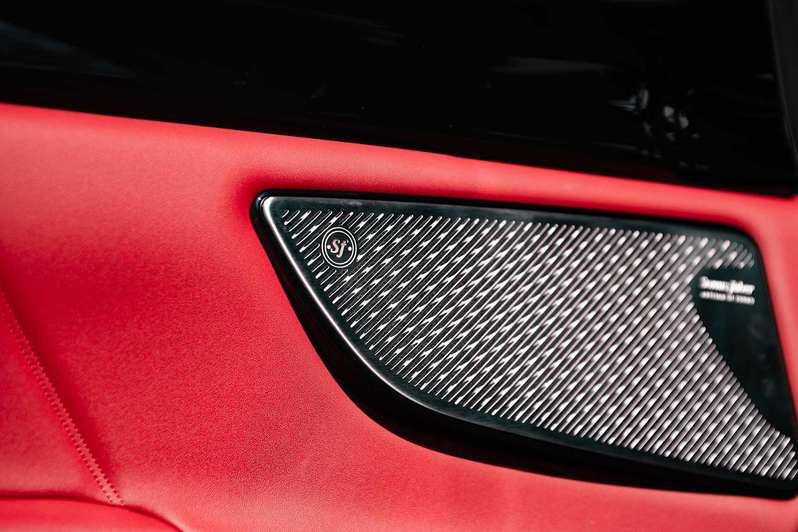 new 2025 Maserati Grecale car, priced at $92,675