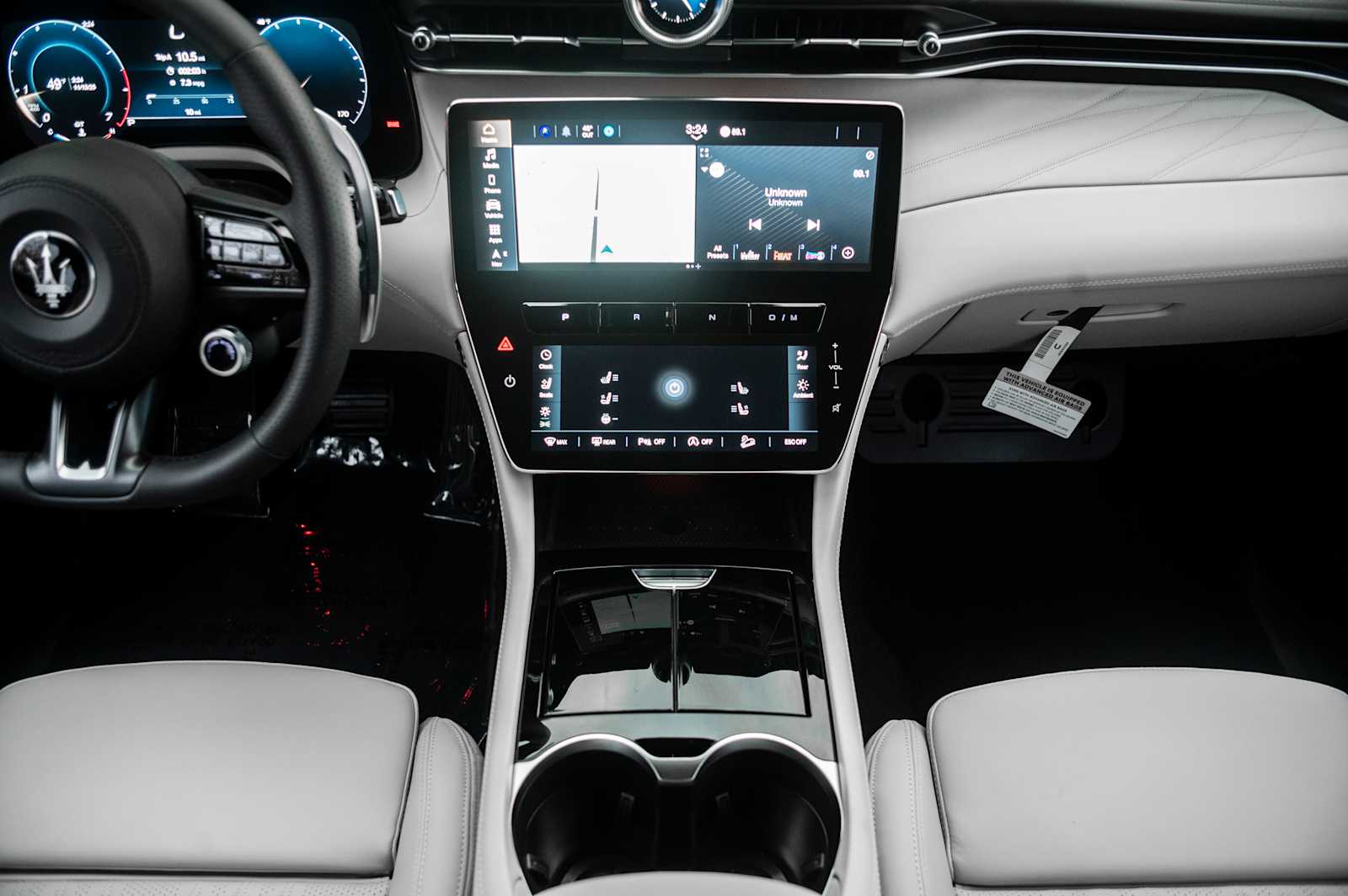 new 2025 Maserati Grecale car, priced at $92,885