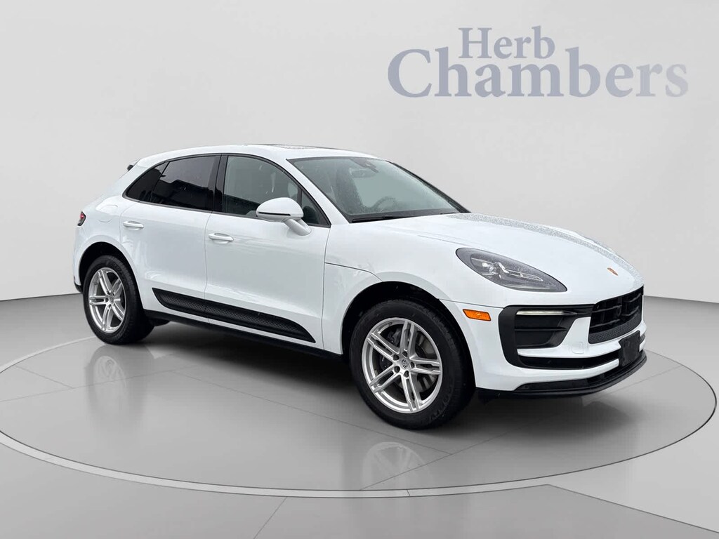 Used 2024 Porsche Macan SUV