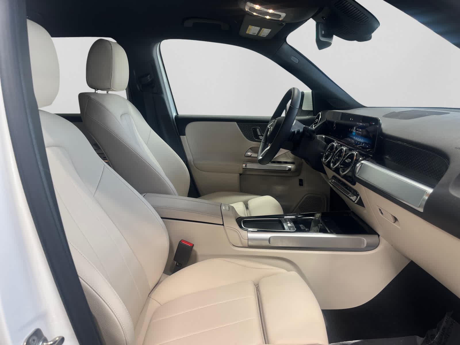 used 2025 Mercedes-Benz GLB 250 car, priced at $40,498