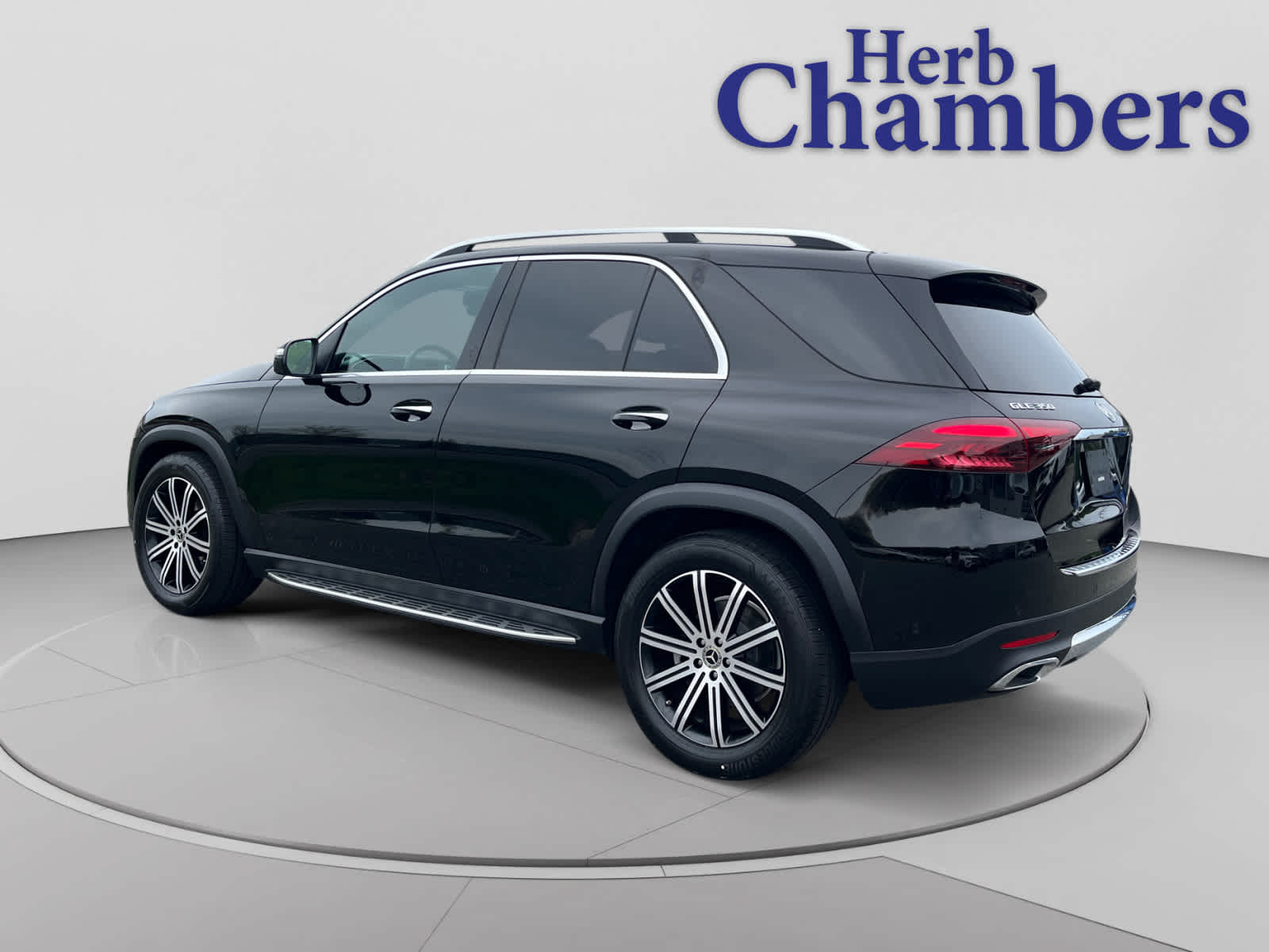 used 2024 Mercedes-Benz GLE 350 car, priced at $53,998