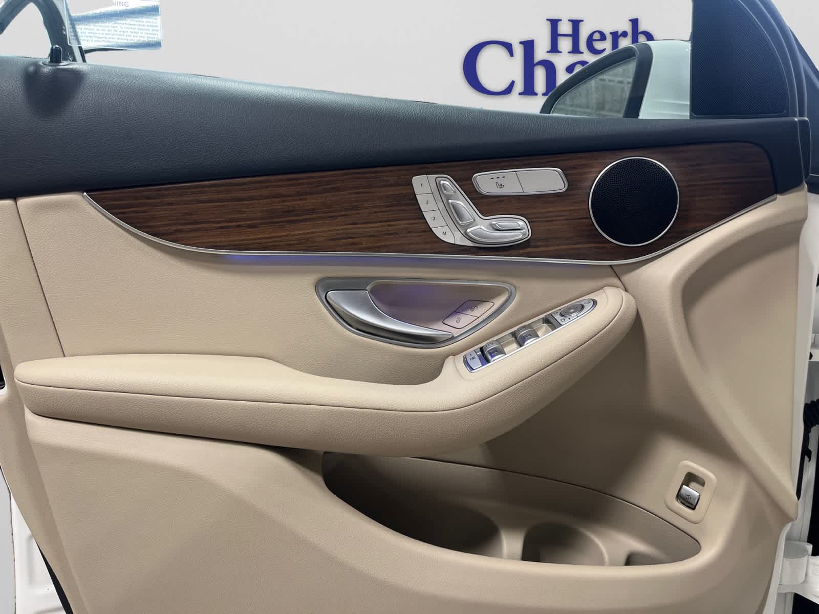 used 2022 Mercedes-Benz GLC 300 car, priced at $33,998