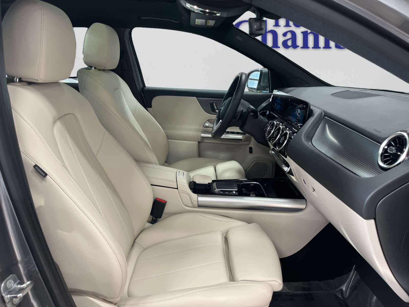 used 2023 Mercedes-Benz GLA 250 car, priced at $29,998