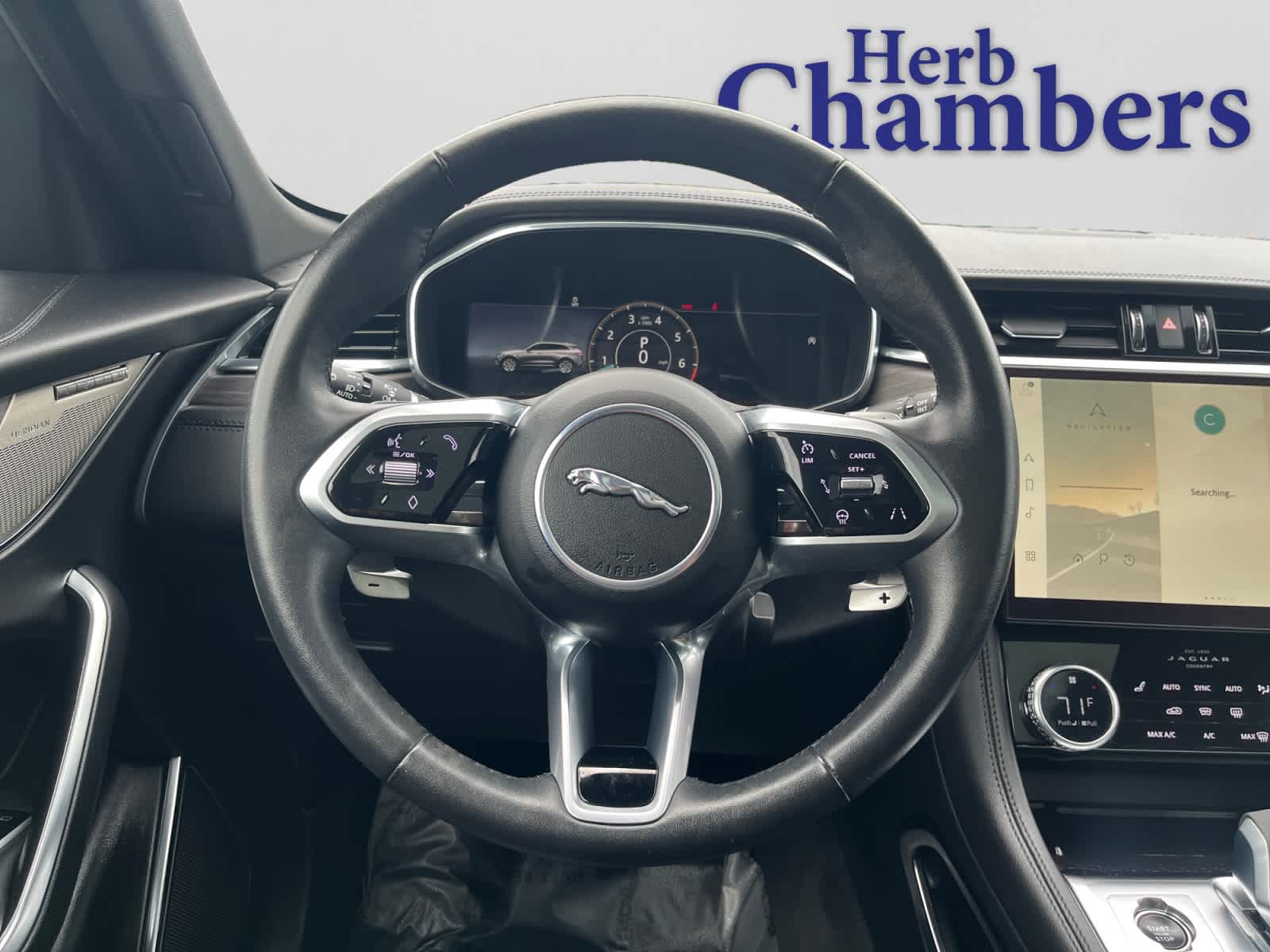 2023 Jaguar F-Pace S - Photo 17