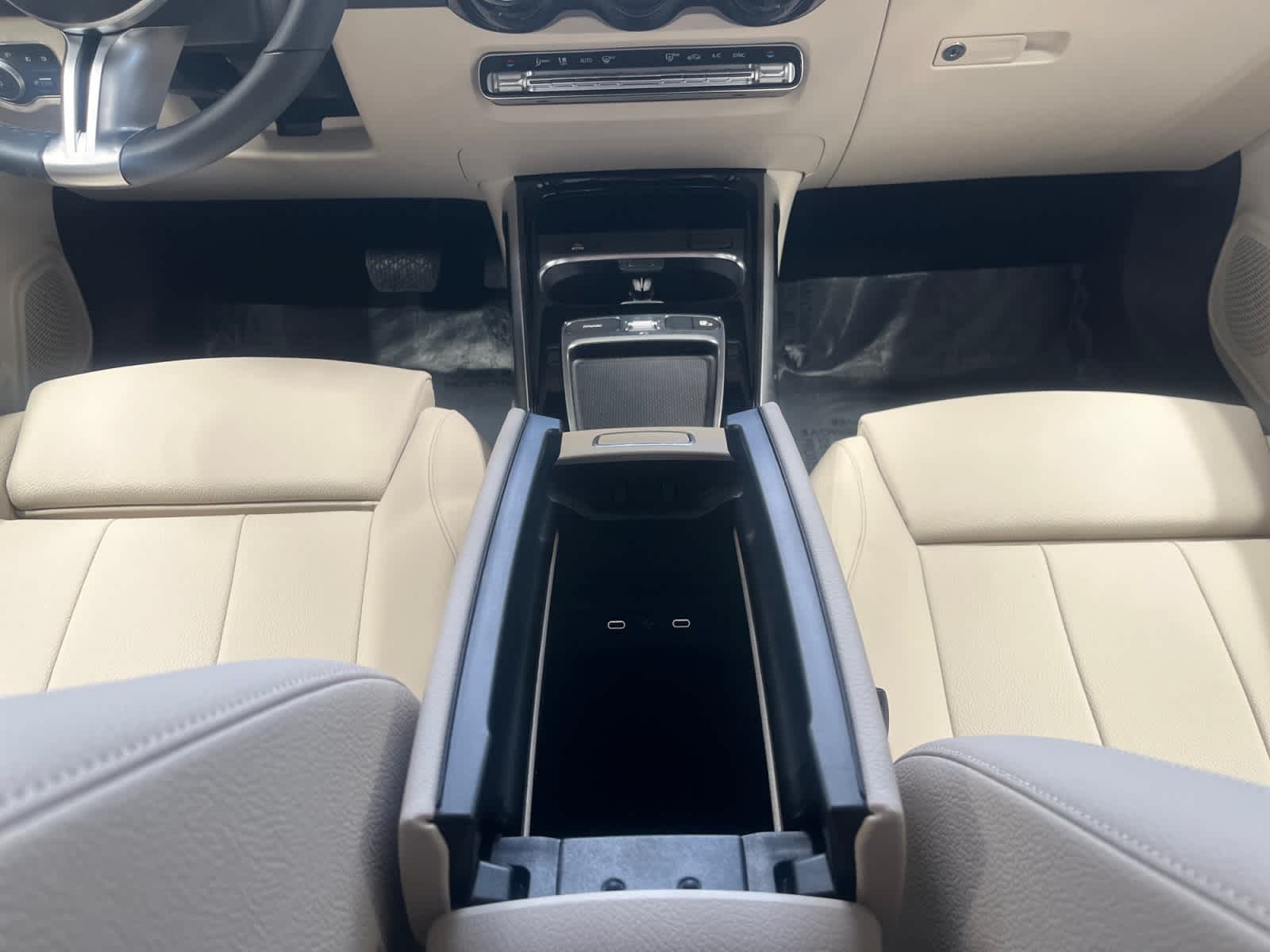 used 2025 Mercedes-Benz GLB 250 car, priced at $40,498