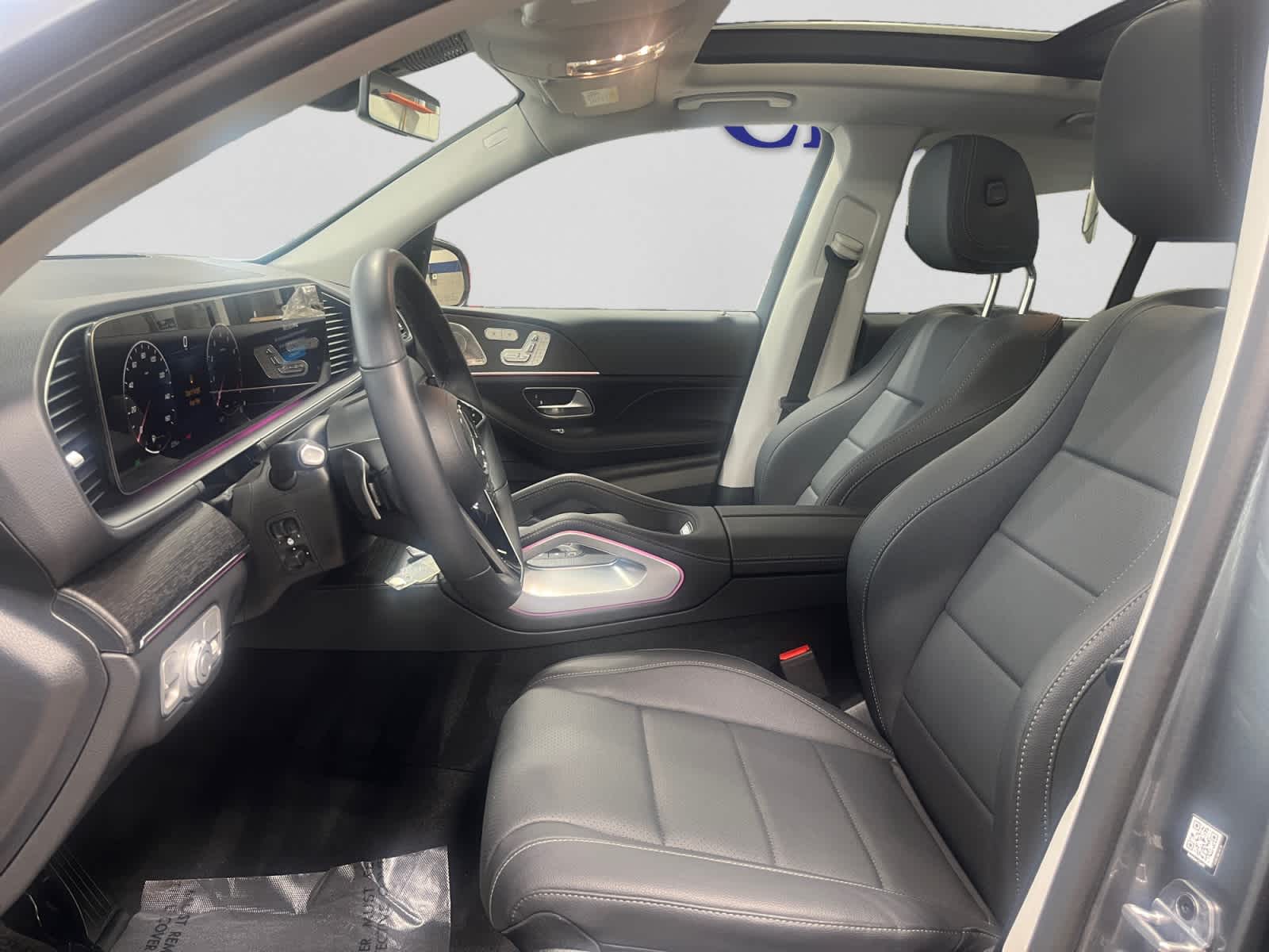 used 2026 Mercedes-Benz GLE 350 car, priced at $67,998