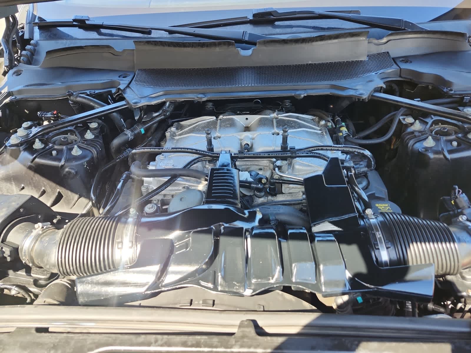 used 2019 Land Rover Discovery car, priced at $13,997