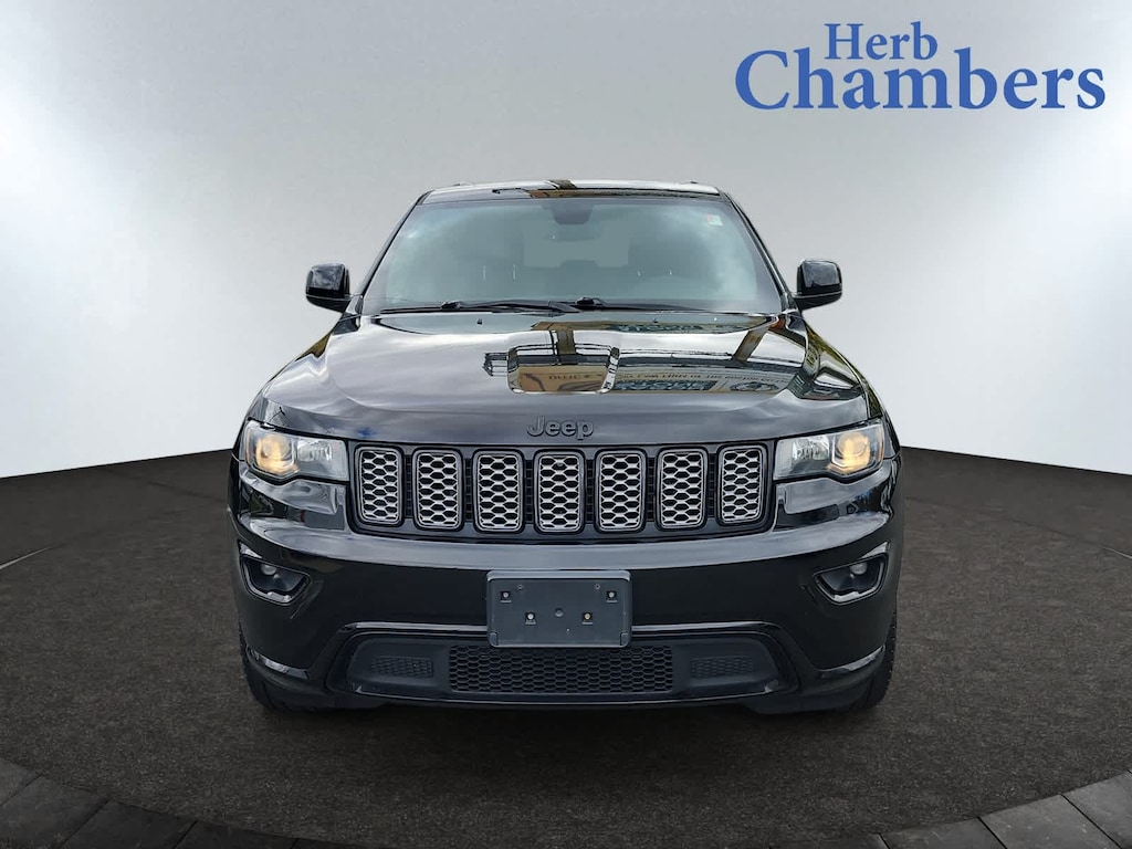 Used 2019 Jeep Grand Cherokee Altitude SUV