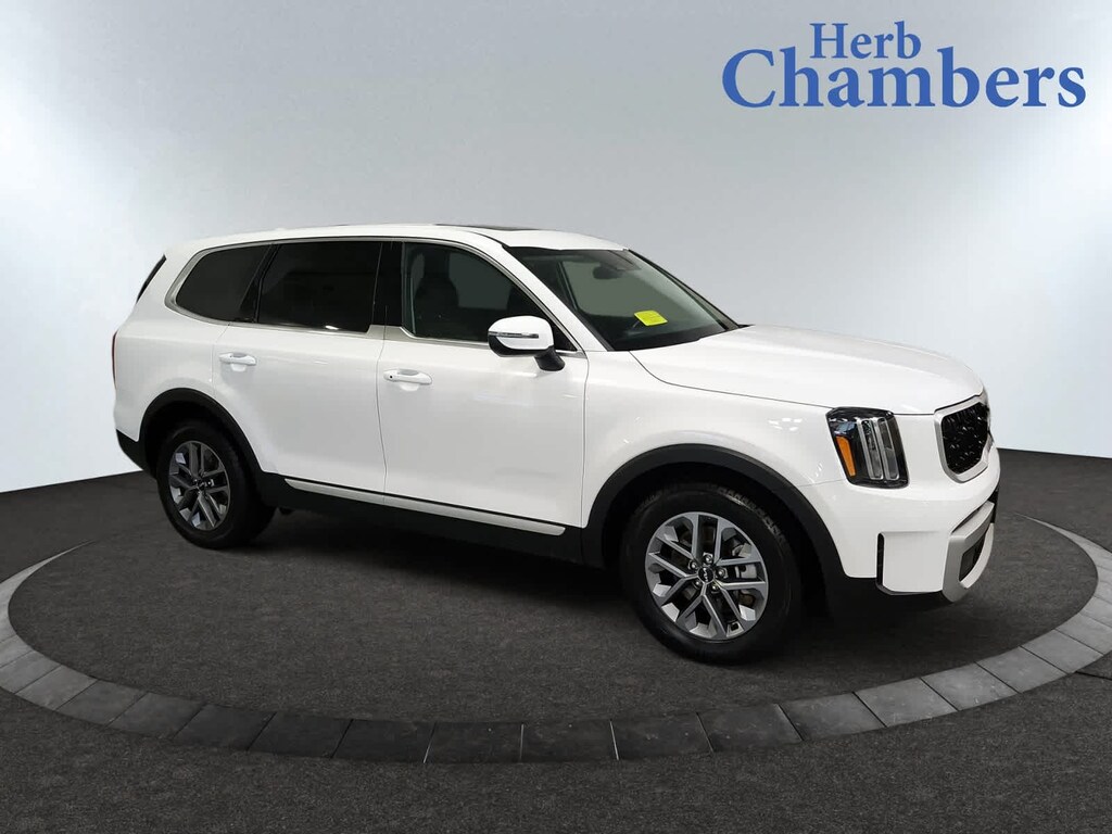 Used 2023 Kia Telluride LX SUV