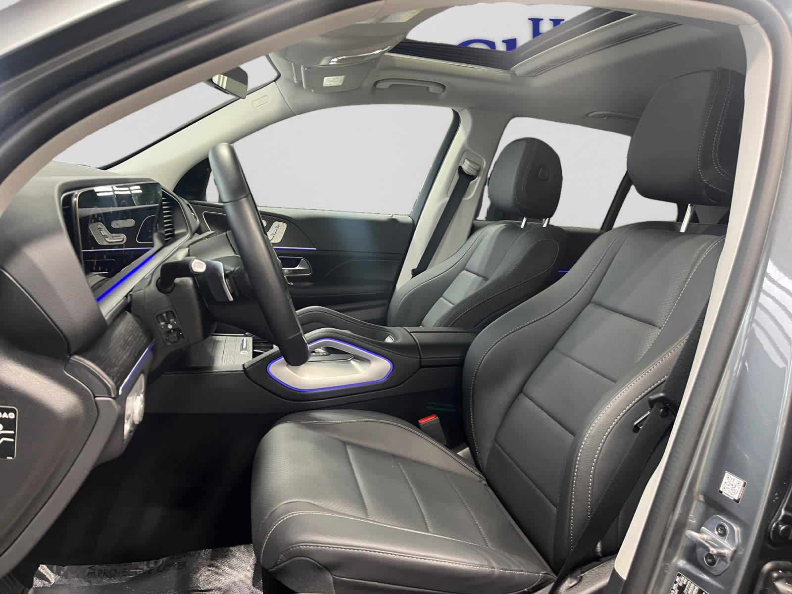 used 2026 Mercedes-Benz GLE 350 car, priced at $59,998