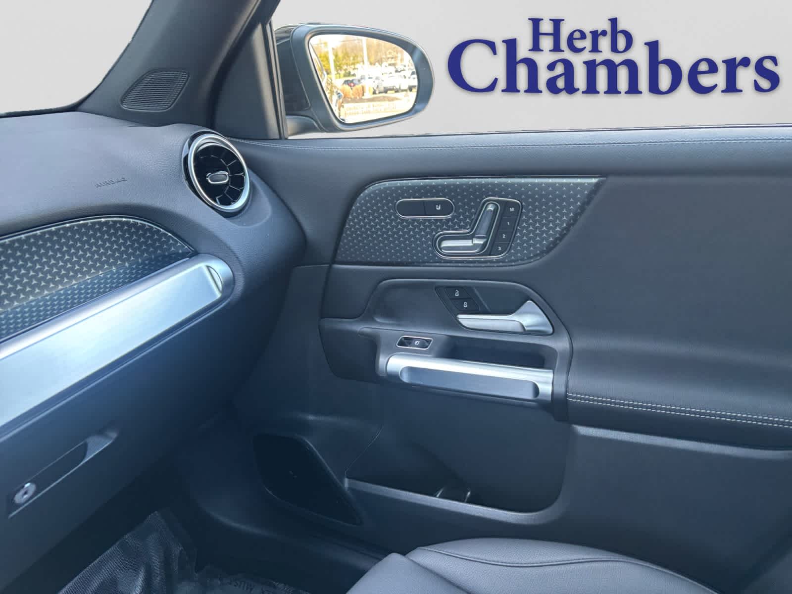 used 2026 Mercedes-Benz GLB 250 car, priced at $44,998