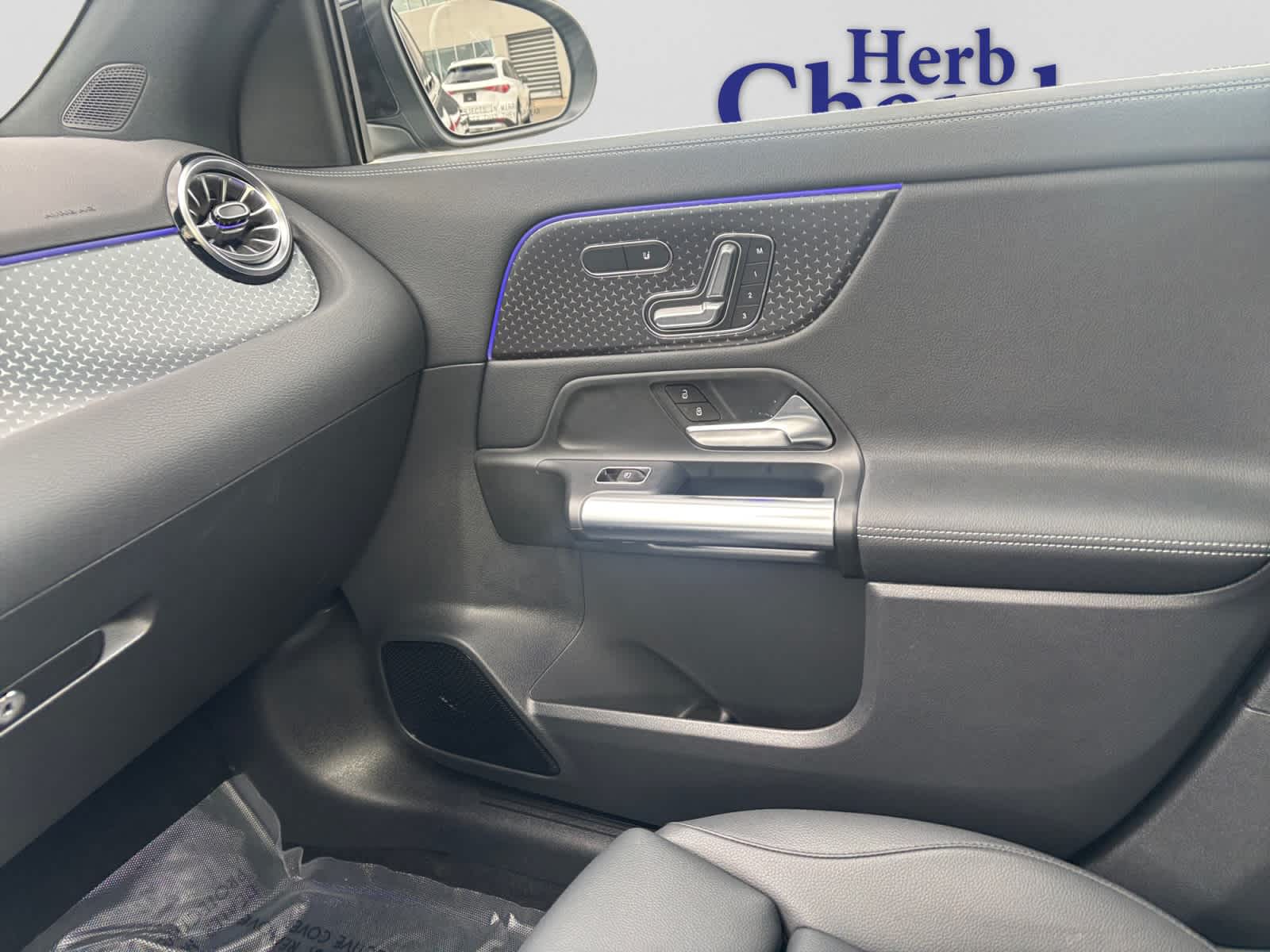 used 2026 Mercedes-Benz GLA 250 car, priced at $43,998