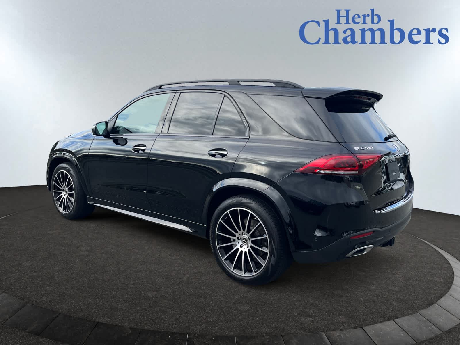 2023 Mercedes Benz GLE 450 4MATIC photo 2