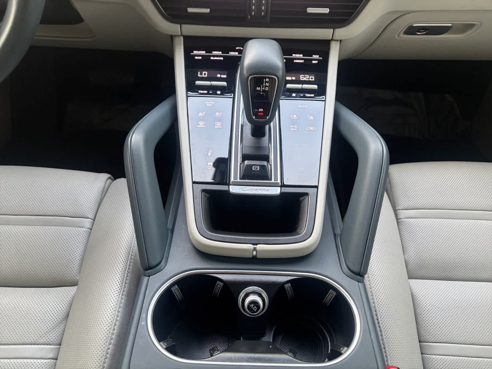 2023 Porsche Cayenne Coup Platinum Edition - Photo 16