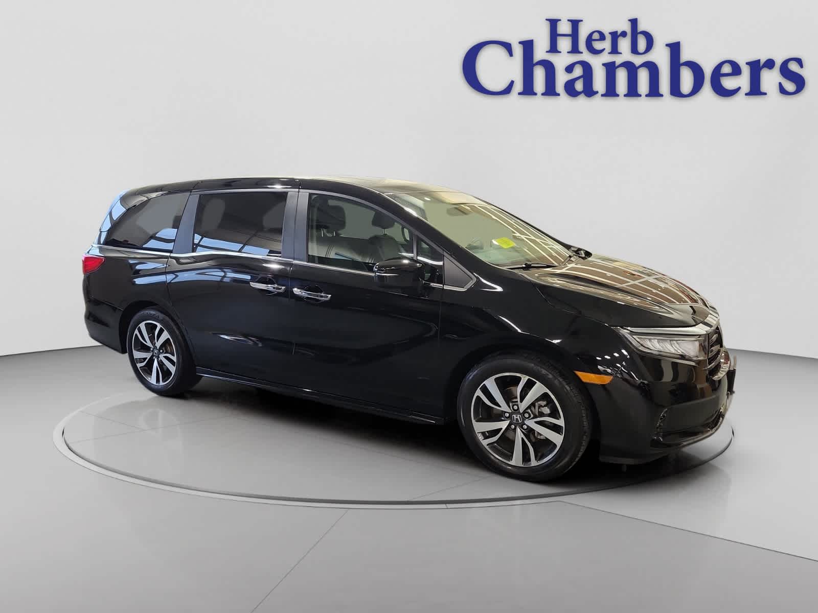 2021 Honda Odyssey Touring's photo