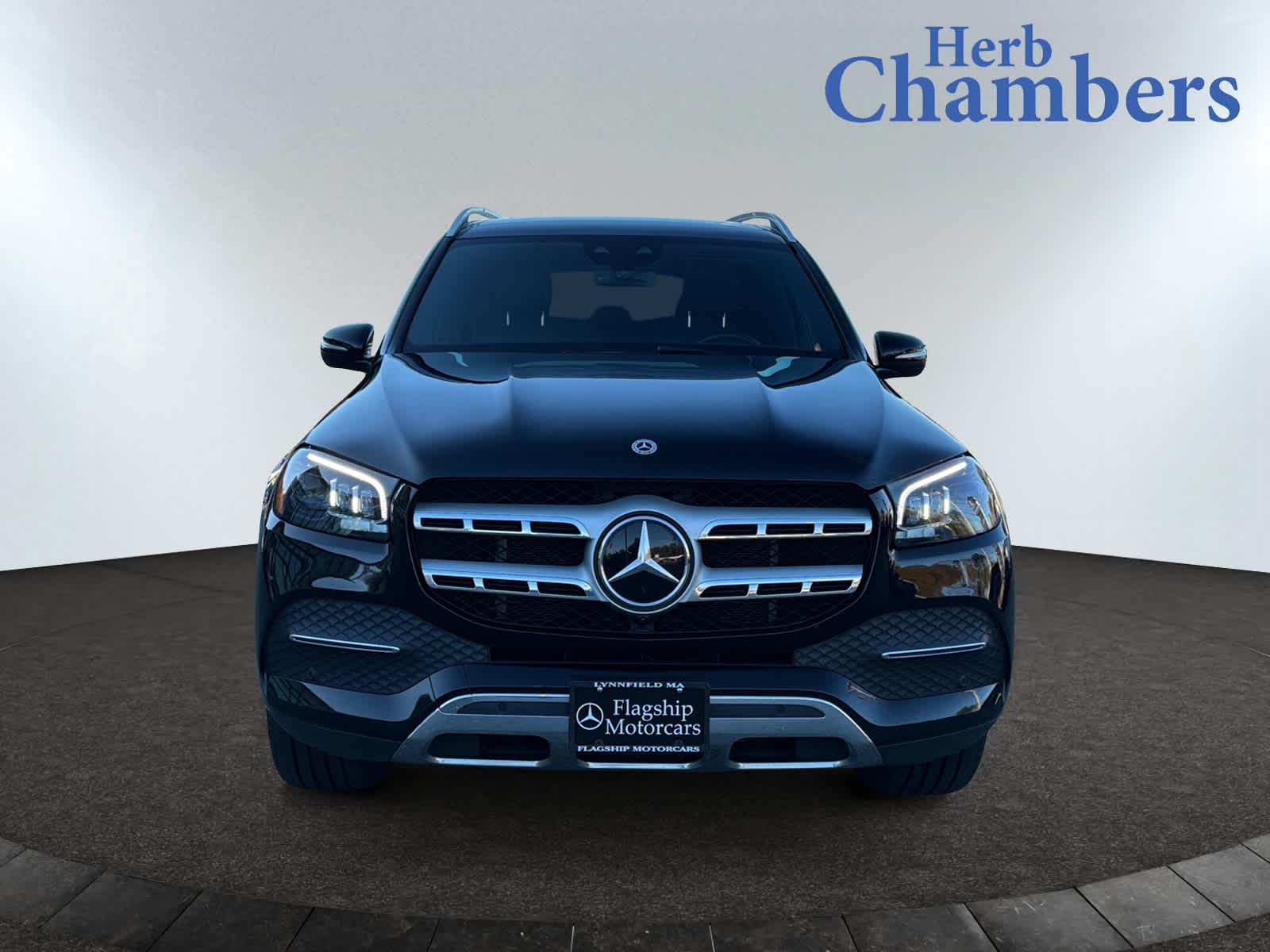 2023 Mercedes Benz GLS 450 4MATIC photo 2