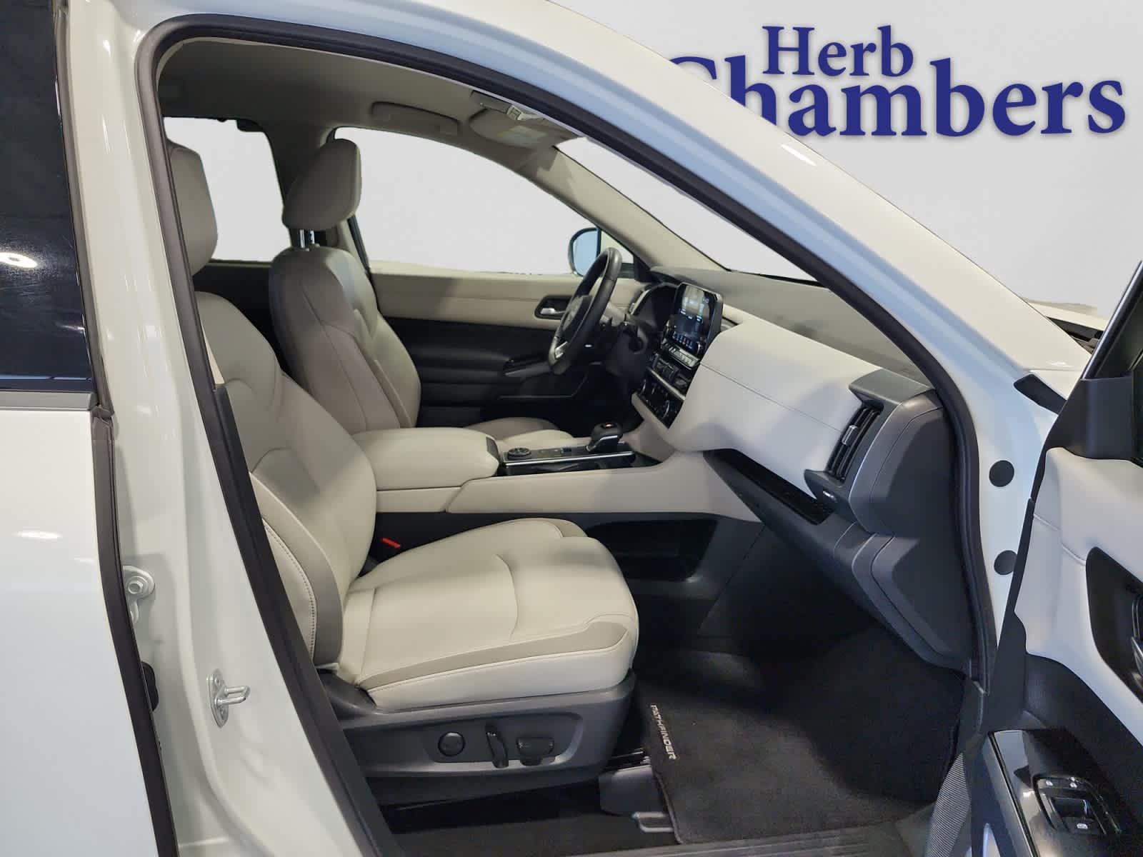 used 2023 Nissan Pathfinder car, priced at $25,997