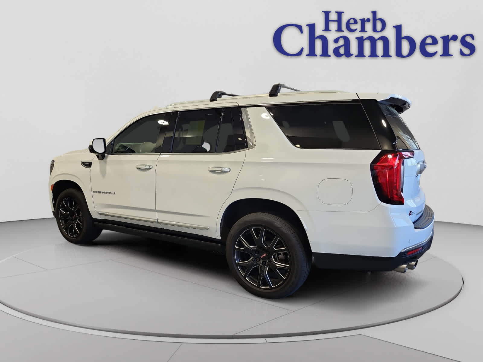 used 2021 GMC Yukon car, priced at $48,496