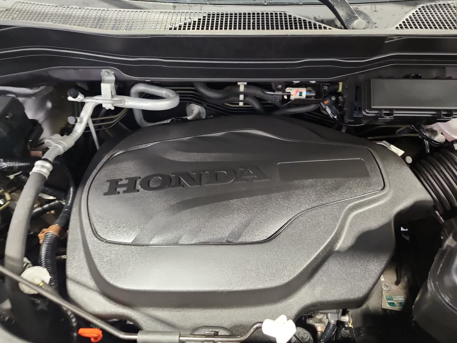 used 2022 Honda Pilot car, priced at $23,997