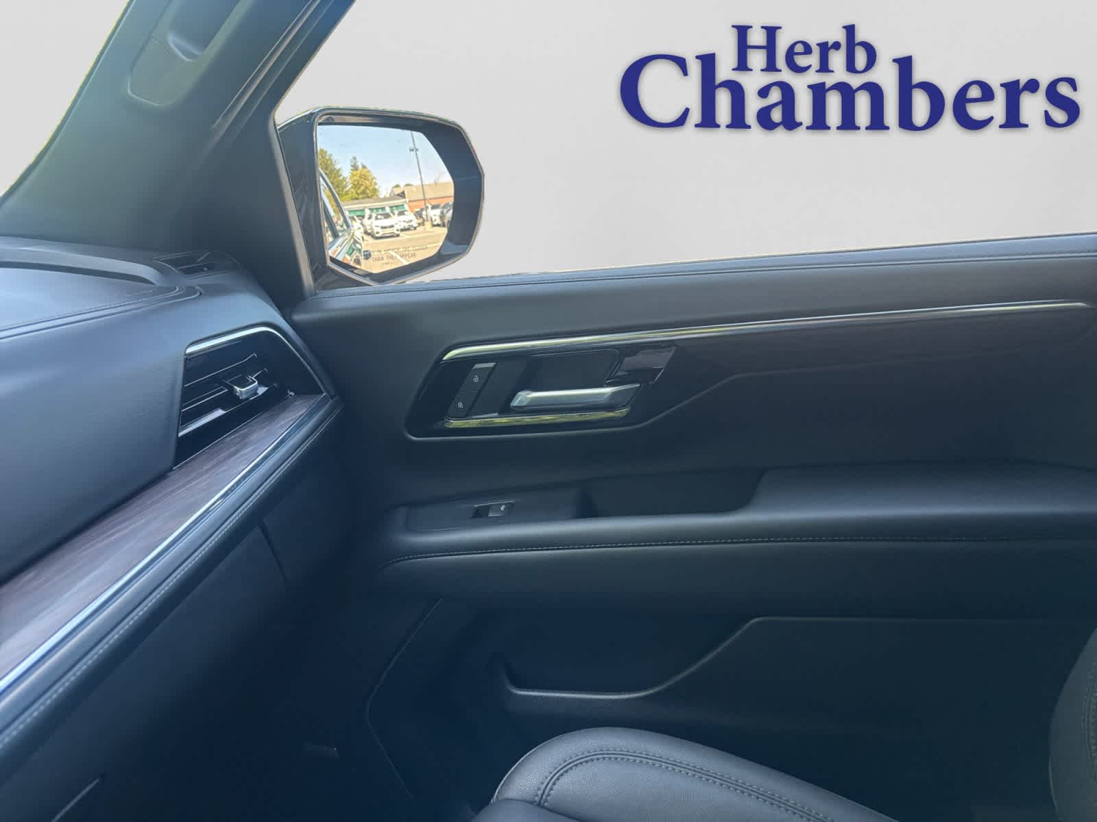 used 2025 Chevrolet Suburban car, priced at $63,999