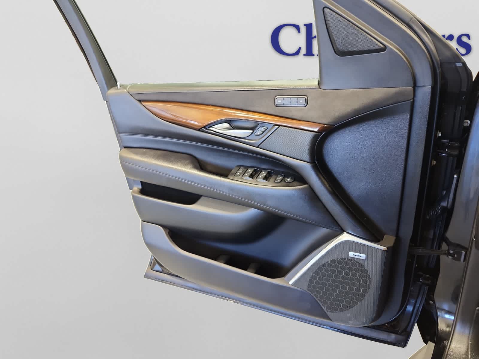 used 2018 Cadillac Escalade ESV car, priced at $29,997