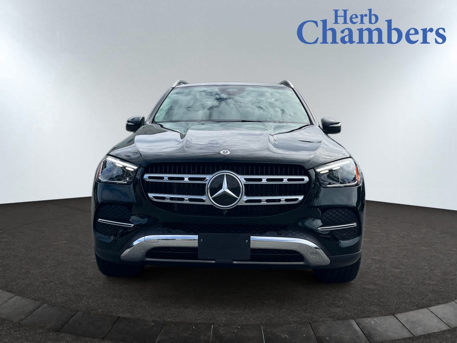 2024 Mercedes Benz GLE 450 4MATIC photo 2