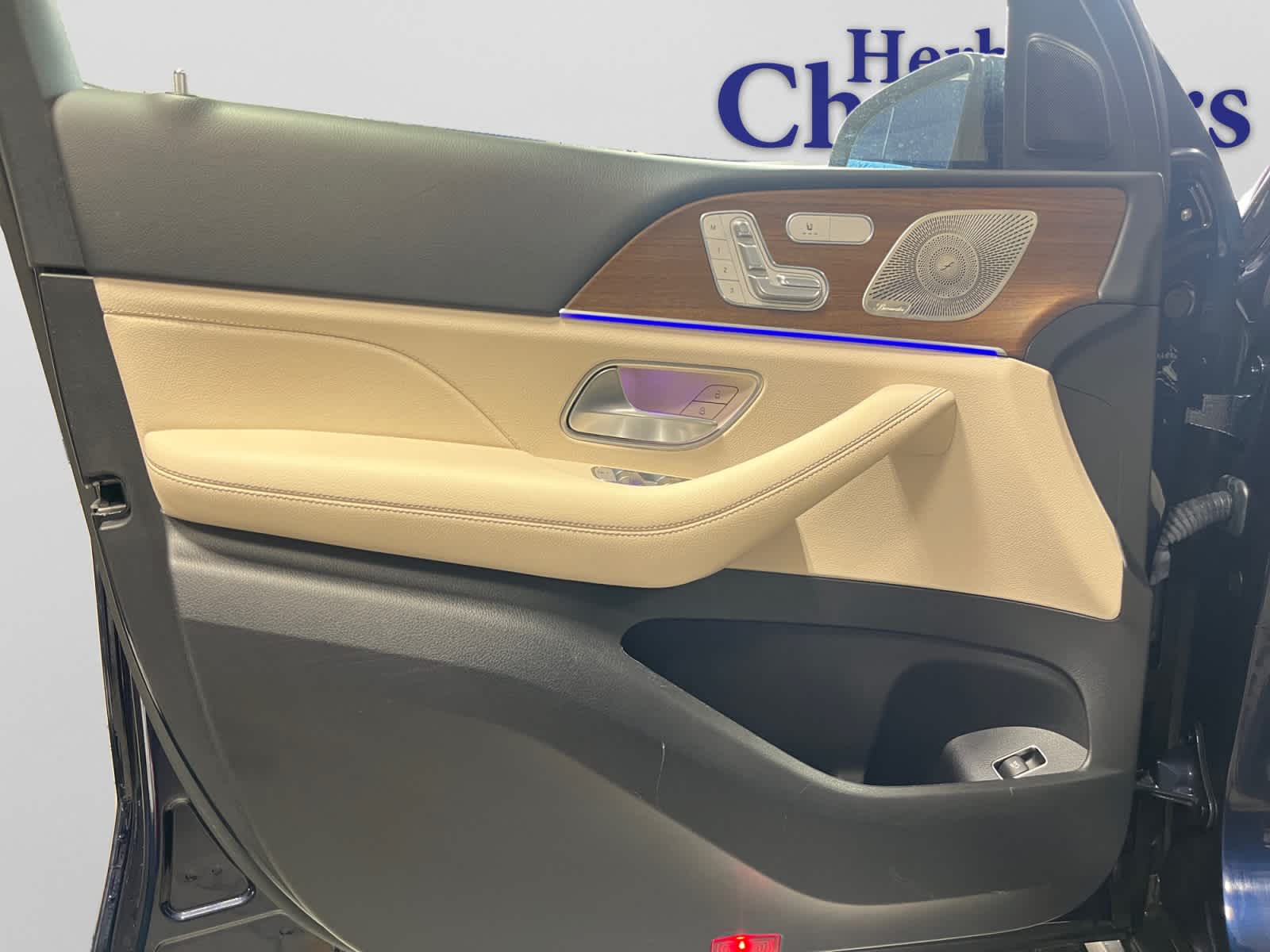 used 2022 Mercedes-Benz GLE 350 car, priced at $39,998