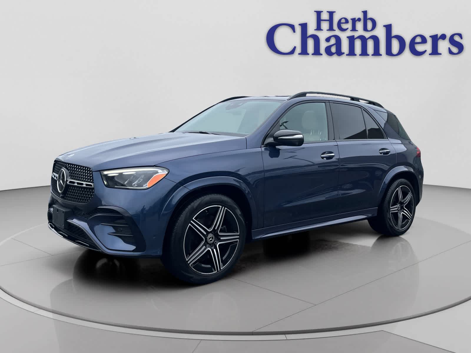used 2024 Mercedes-Benz GLE 350 car, priced at $53,998