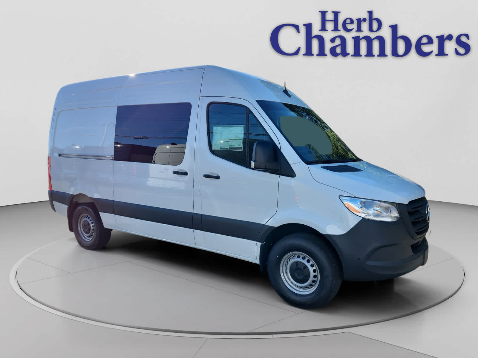 2026 Mercedes-Benz Sprinter Crew Van Base's photo