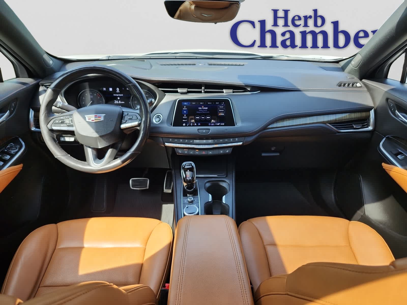 used 2020 Cadillac XT4 car, priced at $23,997