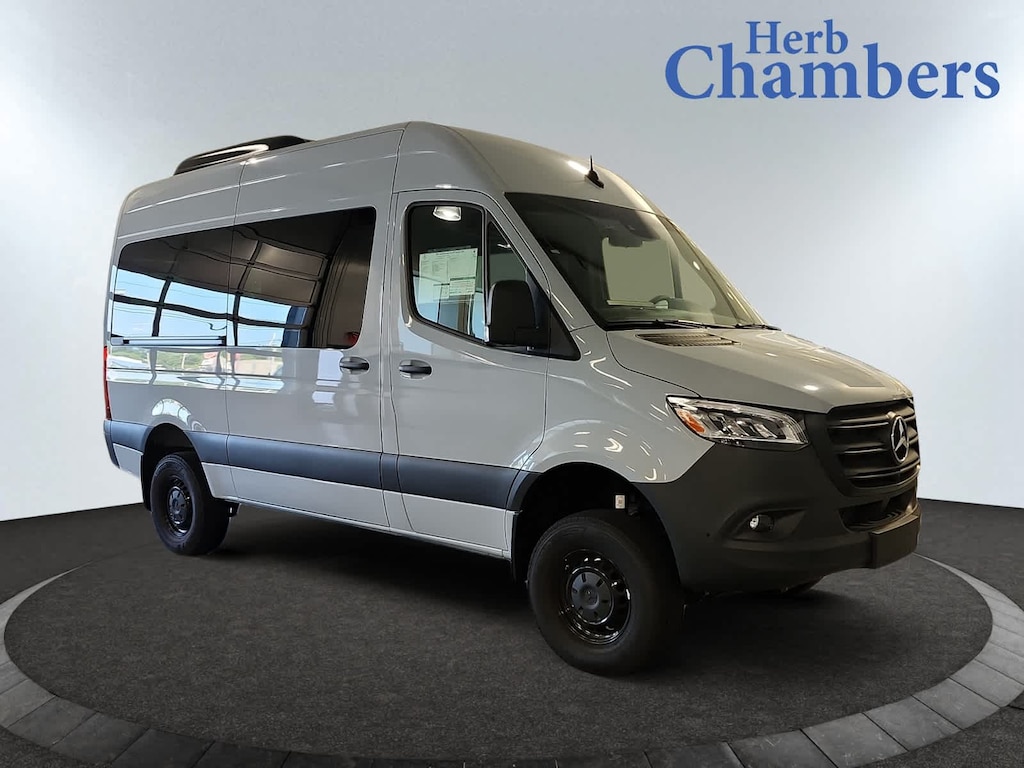 New 2024 Mercedes-Benz Sprinter 2500 Standard Roof 4-Cyl Diesel HO Van