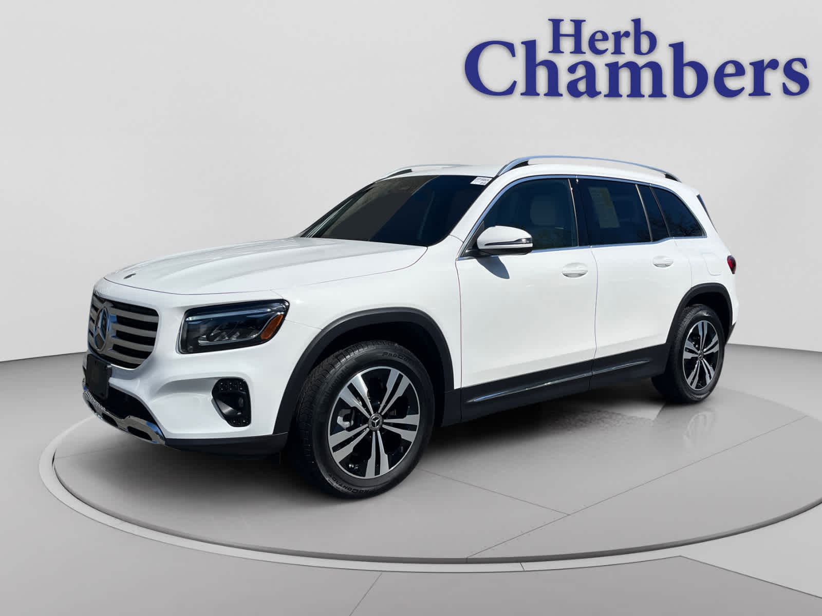 used 2025 Mercedes-Benz GLB 250 car, priced at $40,498