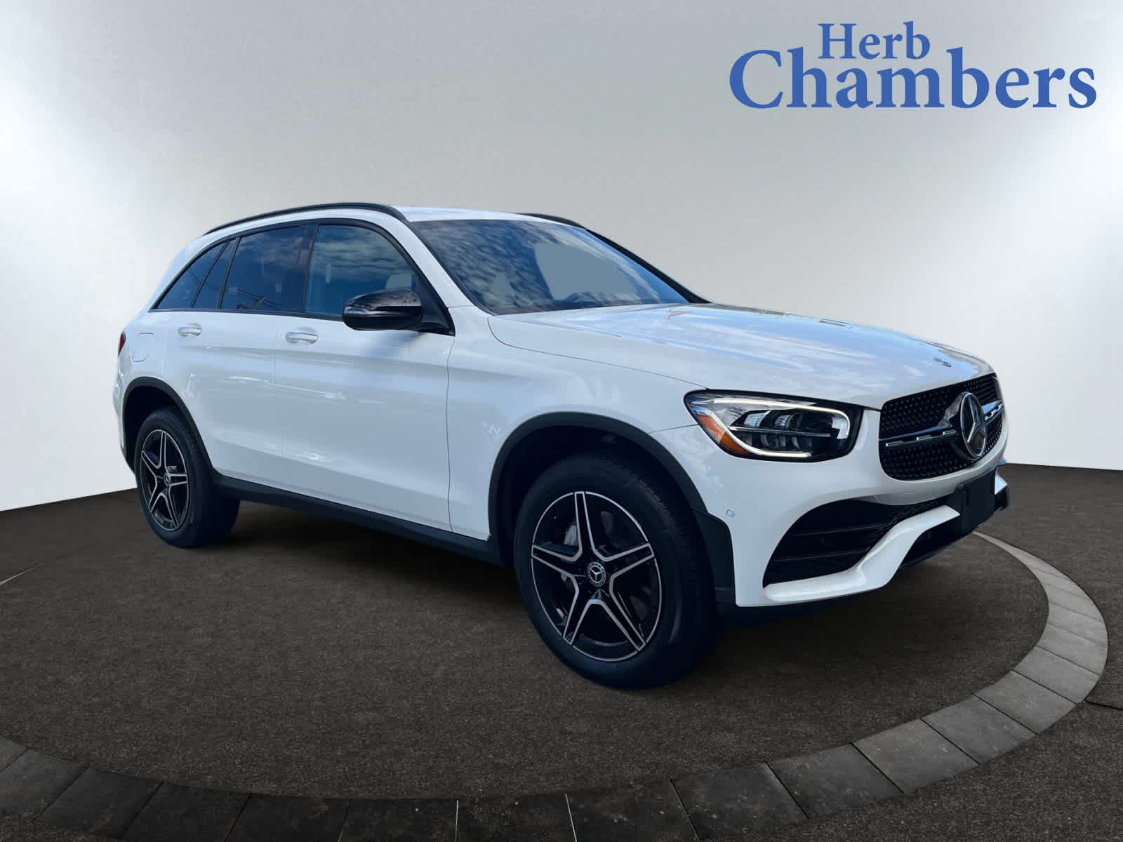 2022 Mercedes-Benz GLC