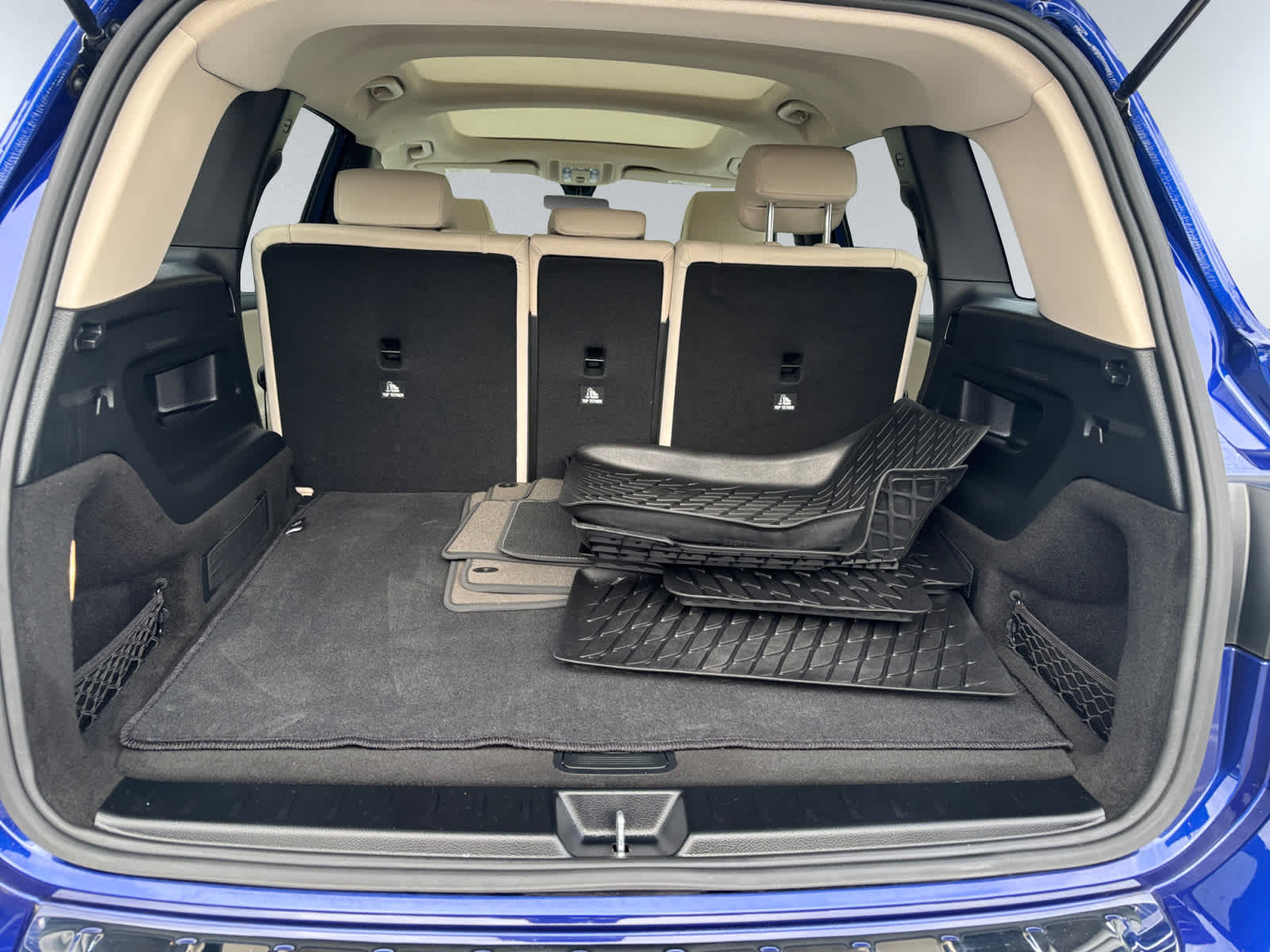 2022 Mercedes Benz GLB 250 4MATIC photo 4