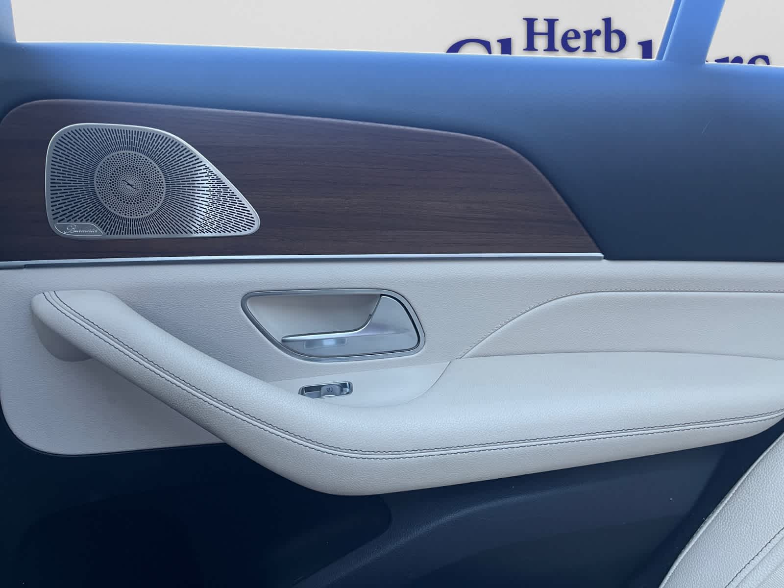 used 2024 Mercedes-Benz GLE 450 car, priced at $63,998