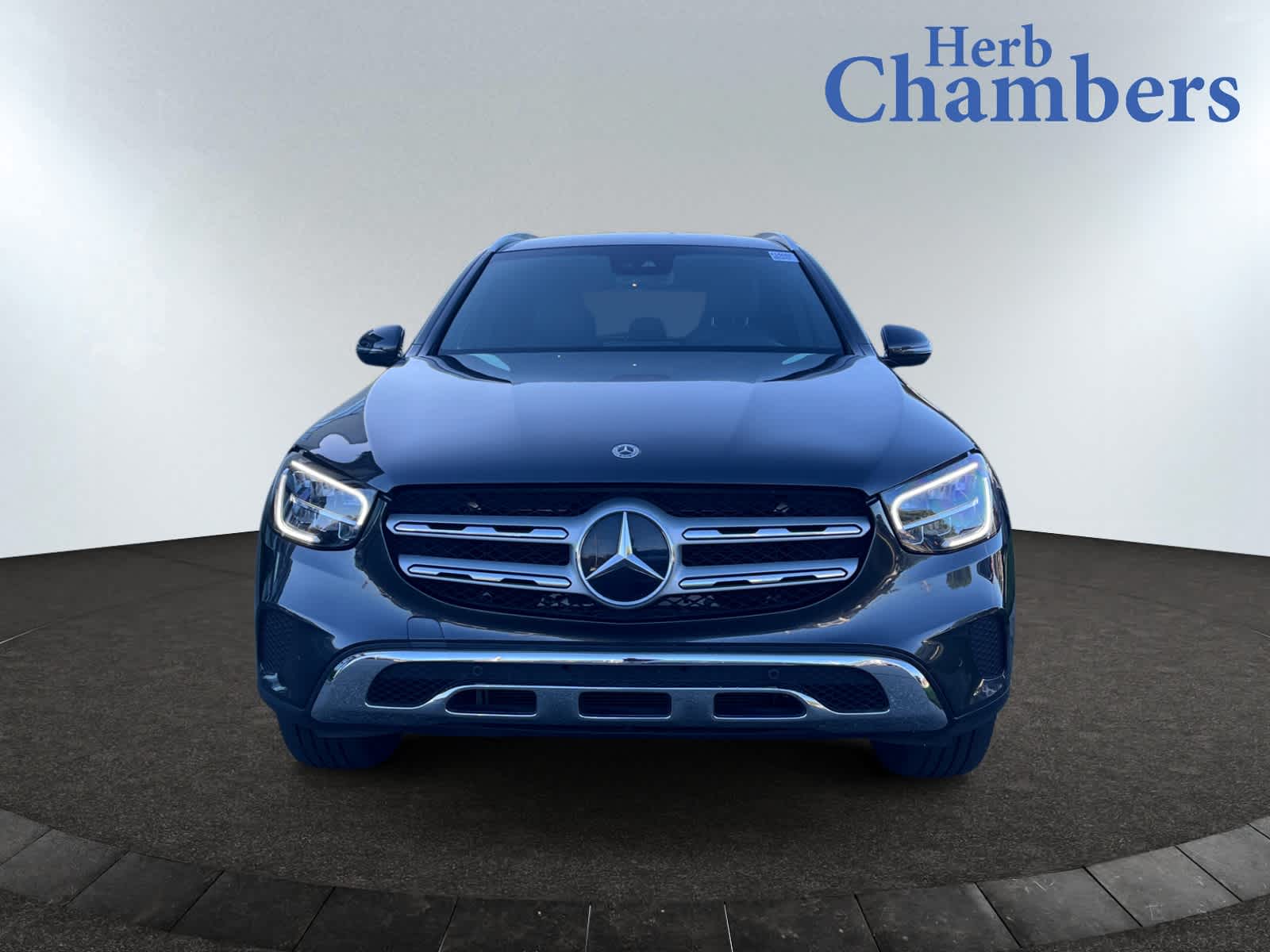 2022 Mercedes Benz GLC 300 4MATIC photo 2