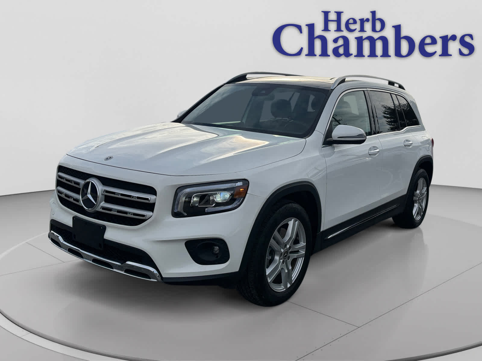 used 2022 Mercedes-Benz GLB 250 car, priced at $29,699