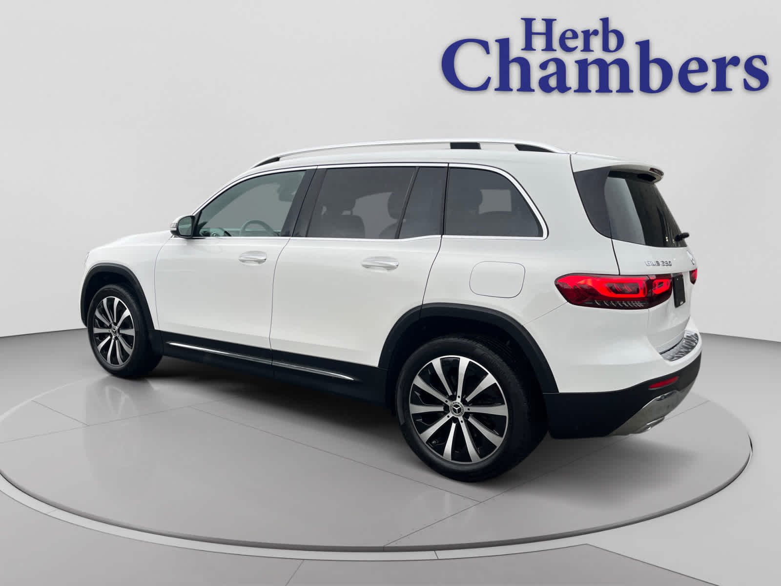 used 2023 Mercedes-Benz GLB 250 car, priced at $30,999