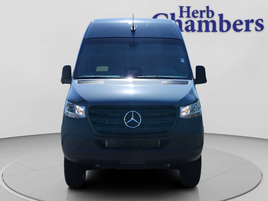 New 2025 Mercedes-Benz Sprinter 2500 Standard Roof 4-Cyl Diesel HO Van Cargo Van