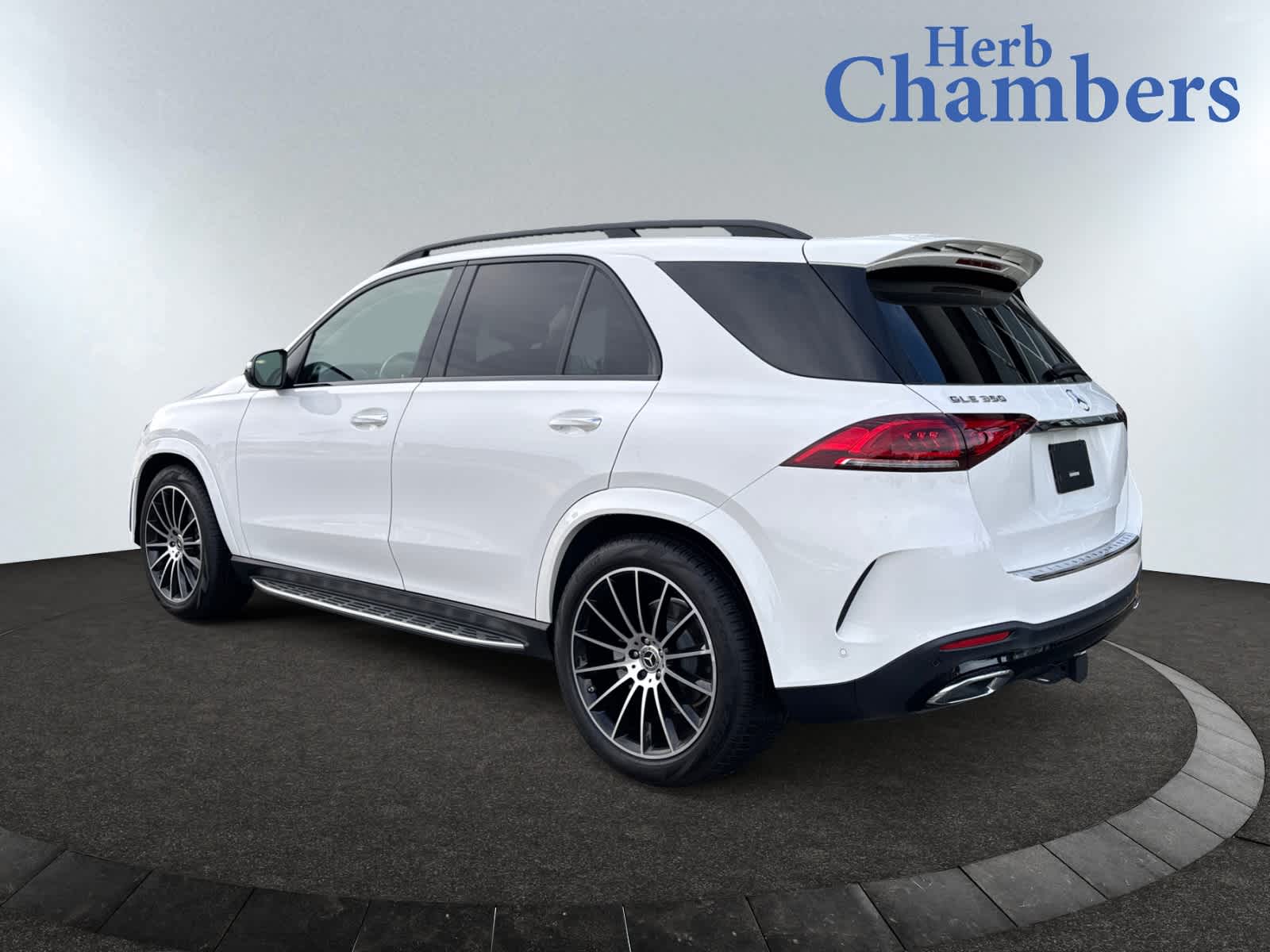 2023 Mercedes Benz GLE 350 4MATIC photo 3